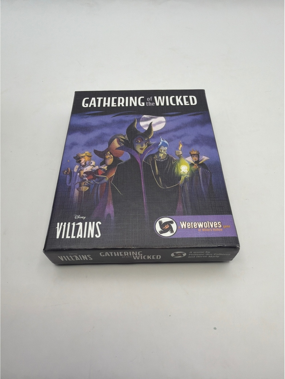 Disney Villains Gathering of the Wicked Werewolves Card Game New Sealed